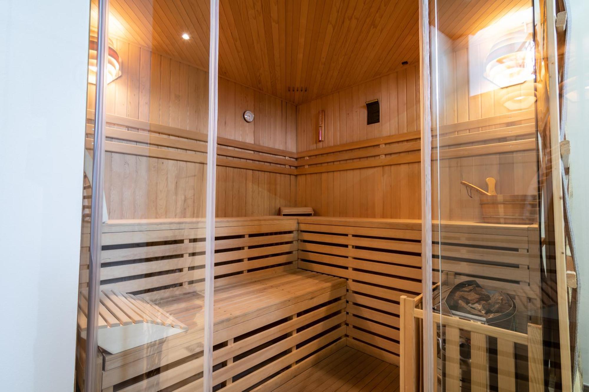 Aparthotel Dolomites Living&Relax Commezzadura Bagian luar foto